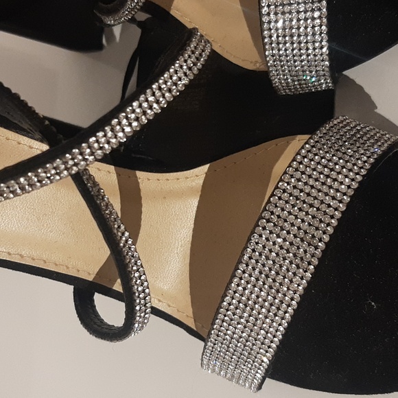 Black chunk heels - Picture 4 of 4